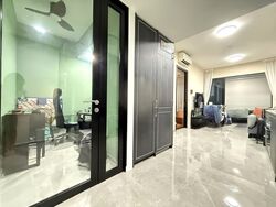 Mayfair Gardens (D21), Condominium #566526561